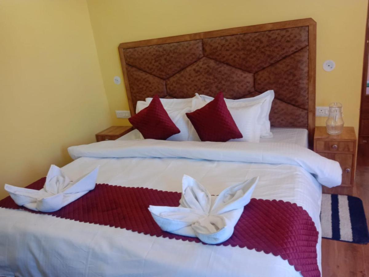 Floret Sojourn Hotel Shimla Exterior photo